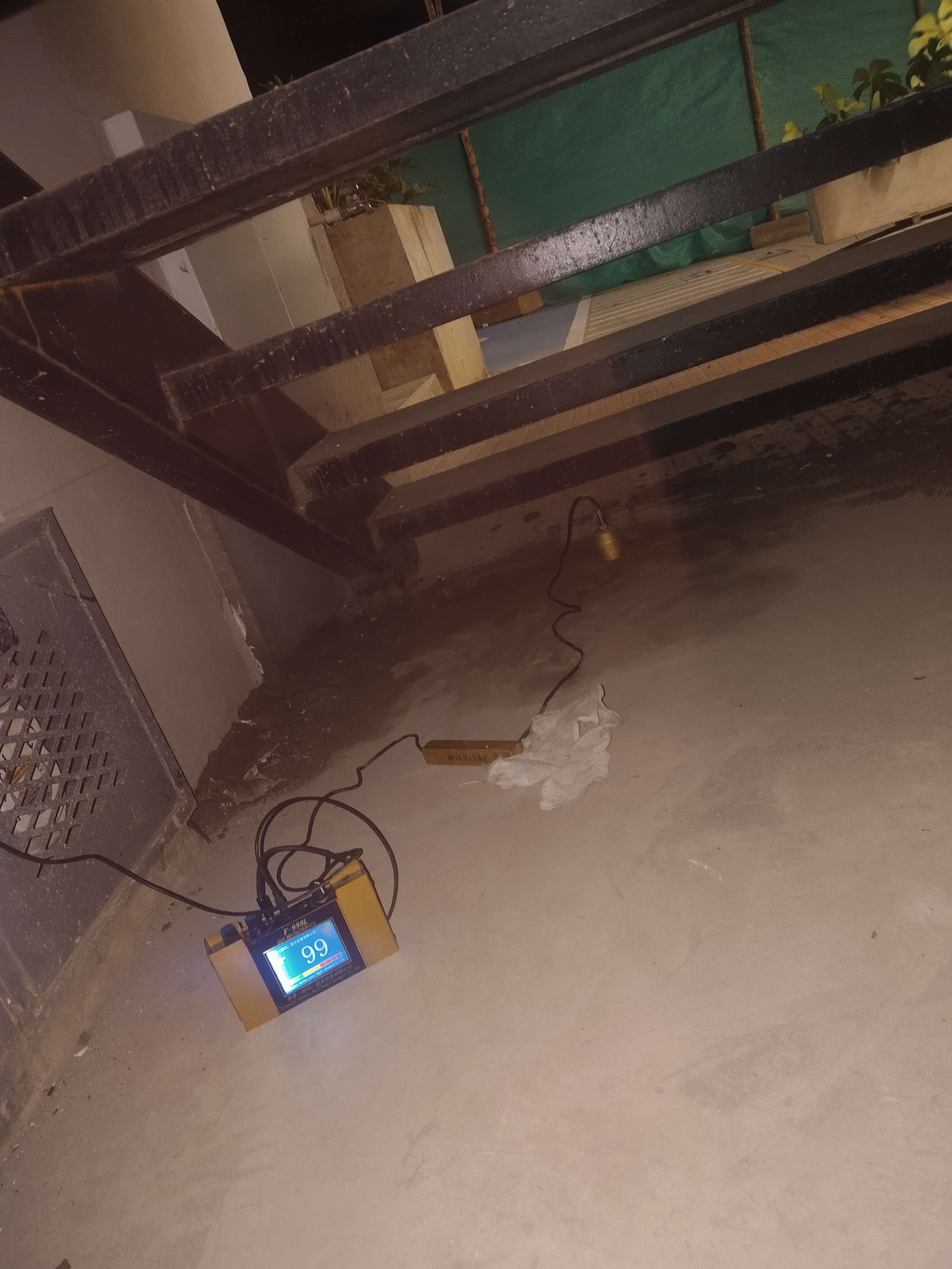 Trabajo real de detección de fuga con geófono en Cali #5